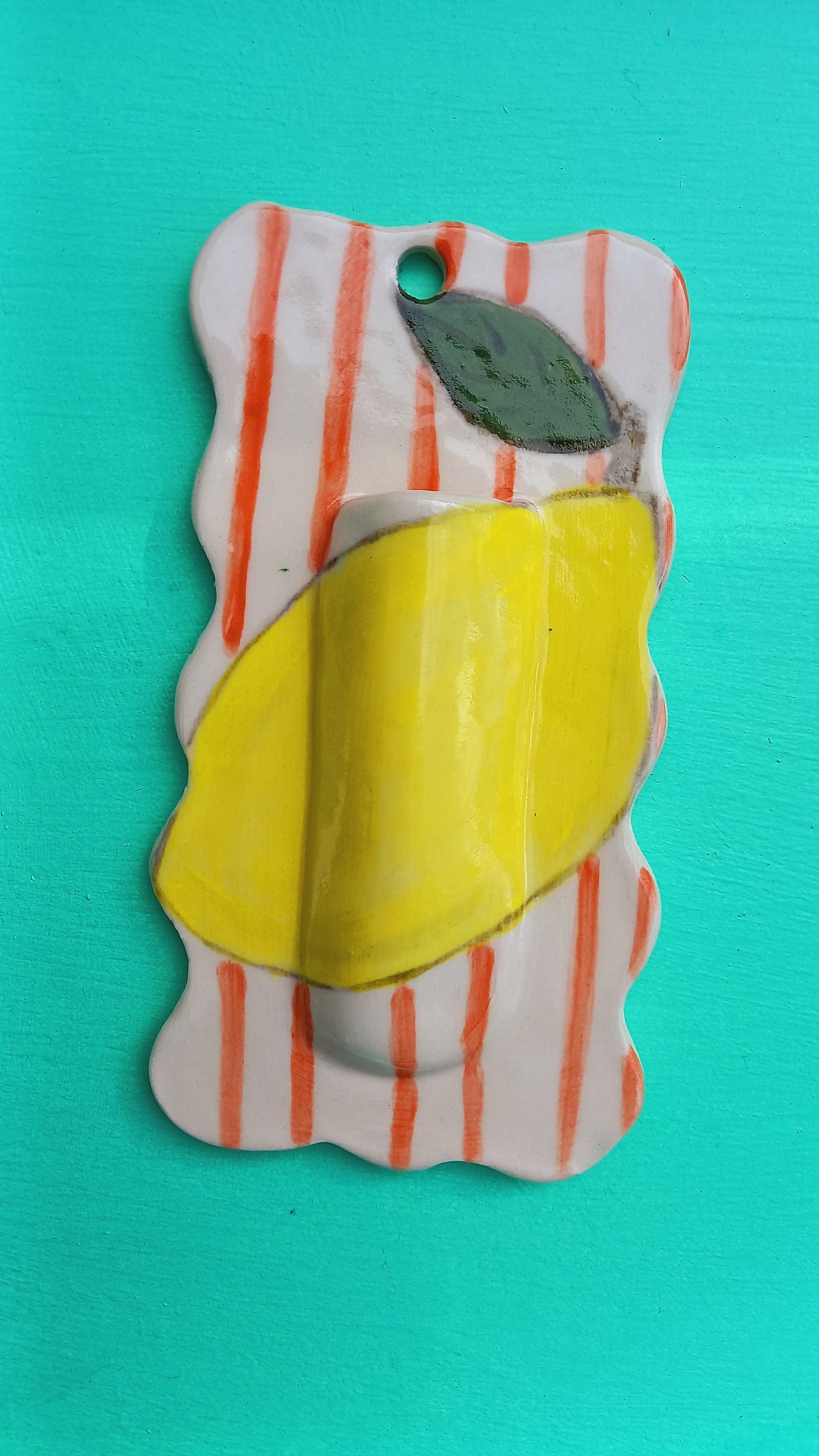 Tiny wall Vase/ Limone